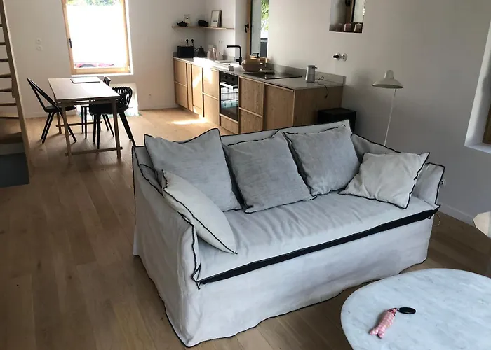 A Louer Maisonnette Centre De Biarritz